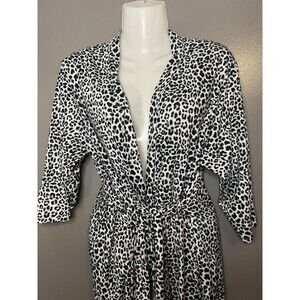 Rene Rofe Sleepwear Robe Womens Medium Black White Leopard Print Belted Kimono